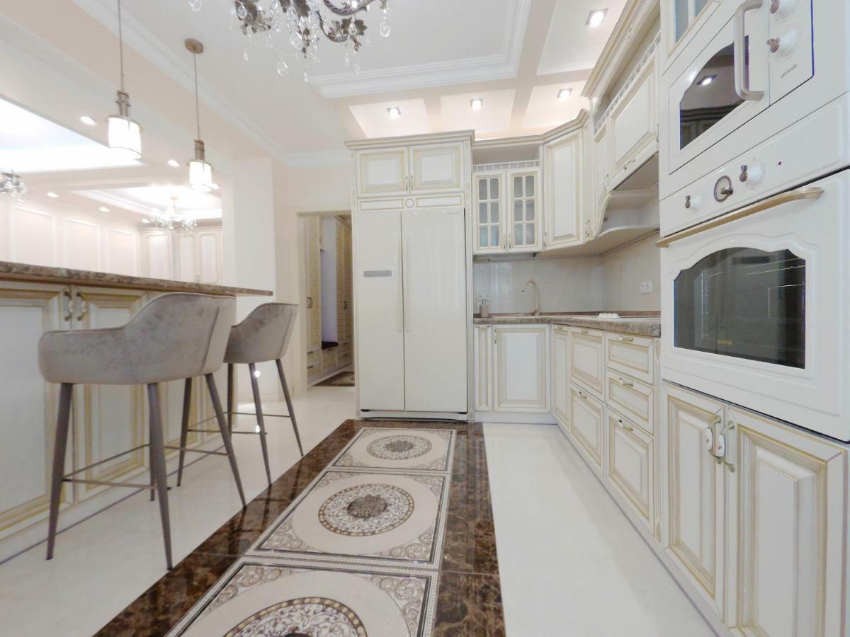 Сказочно Волшебная Квартира Соломенском Районе Добробут Kiew Exterior foto