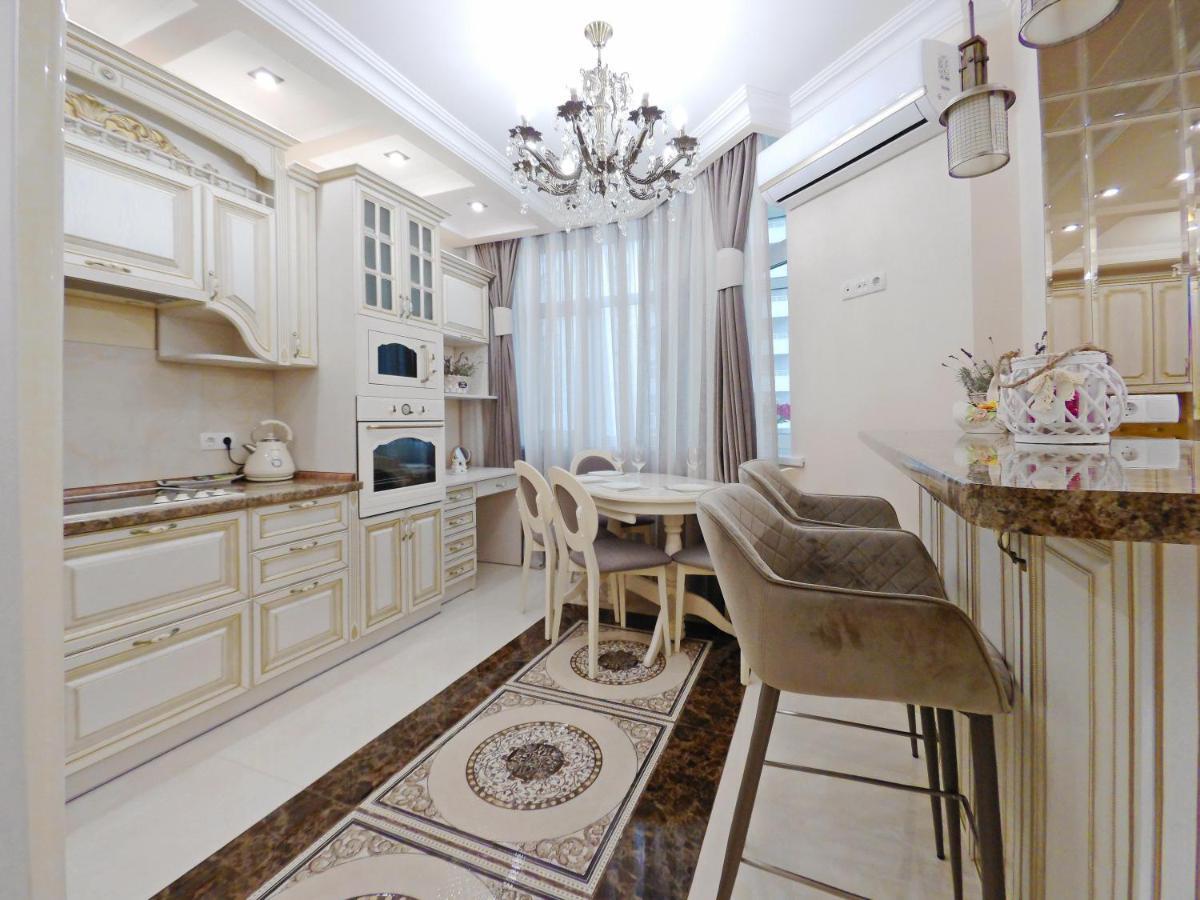 Сказочно Волшебная Квартира Соломенском Районе Добробут Kiew Exterior foto
